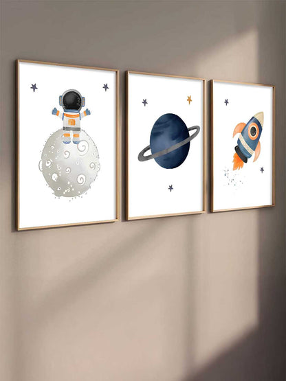 Retro Space Astronaut Planet Rocket Wall Art Paintings for Living Room Bedroom