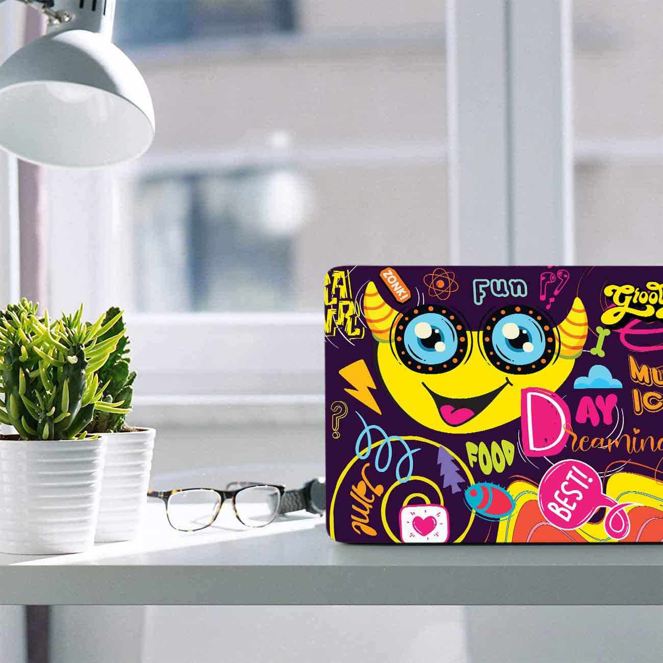 Stylish Graphic Laptop Skin Upto 15.6 inch-Kotart