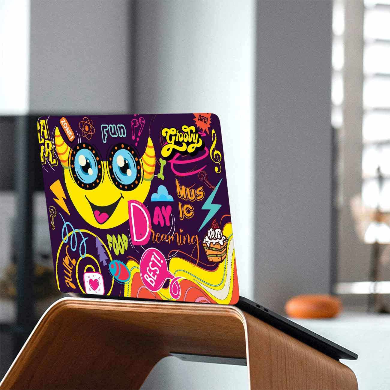 Stylish Graphic Laptop Skin Upto 15.6 inch-Kotart